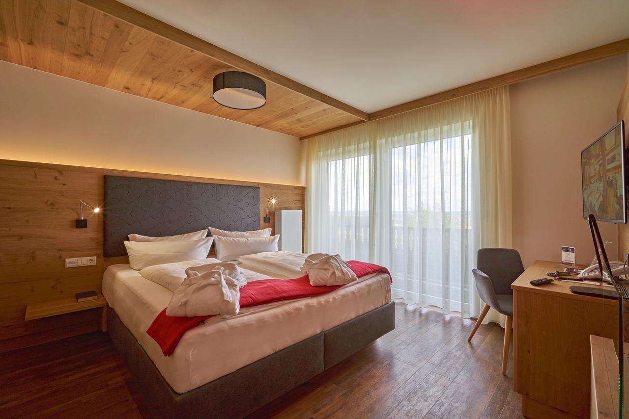 Wellnesshotel Zum Koch Ortenburg Esterno foto